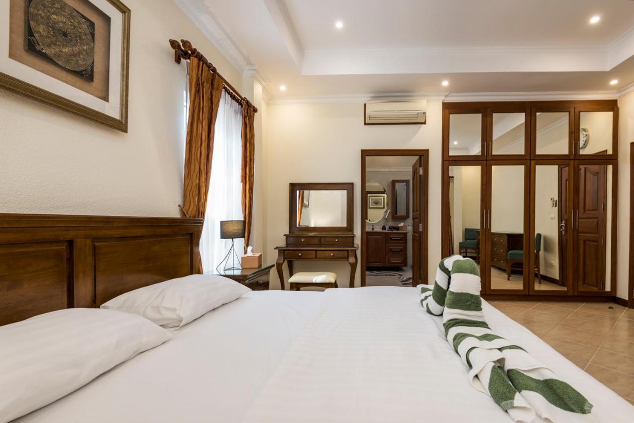 Village Austria Luxury Pool Villas Pattaya Eksteriør billede