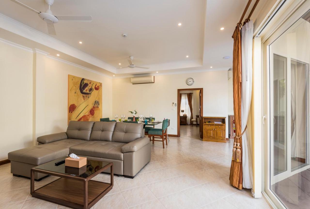 Village Austria Luxury Pool Villas Pattaya Eksteriør billede