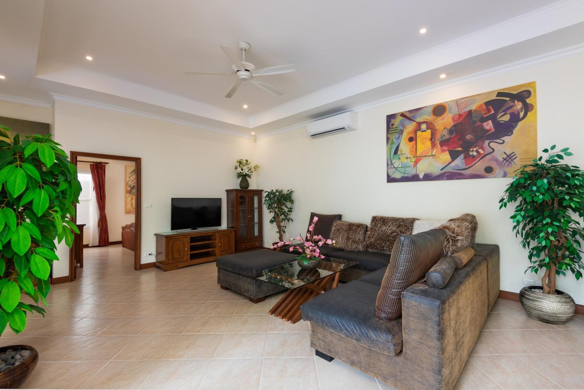 Village Austria Luxury Pool Villas Pattaya Eksteriør billede